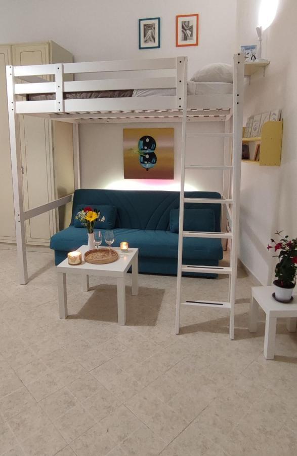 Donna Concetta Arthouse