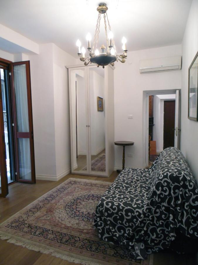 Charme Napoletano Spagnoli Apartment Naples