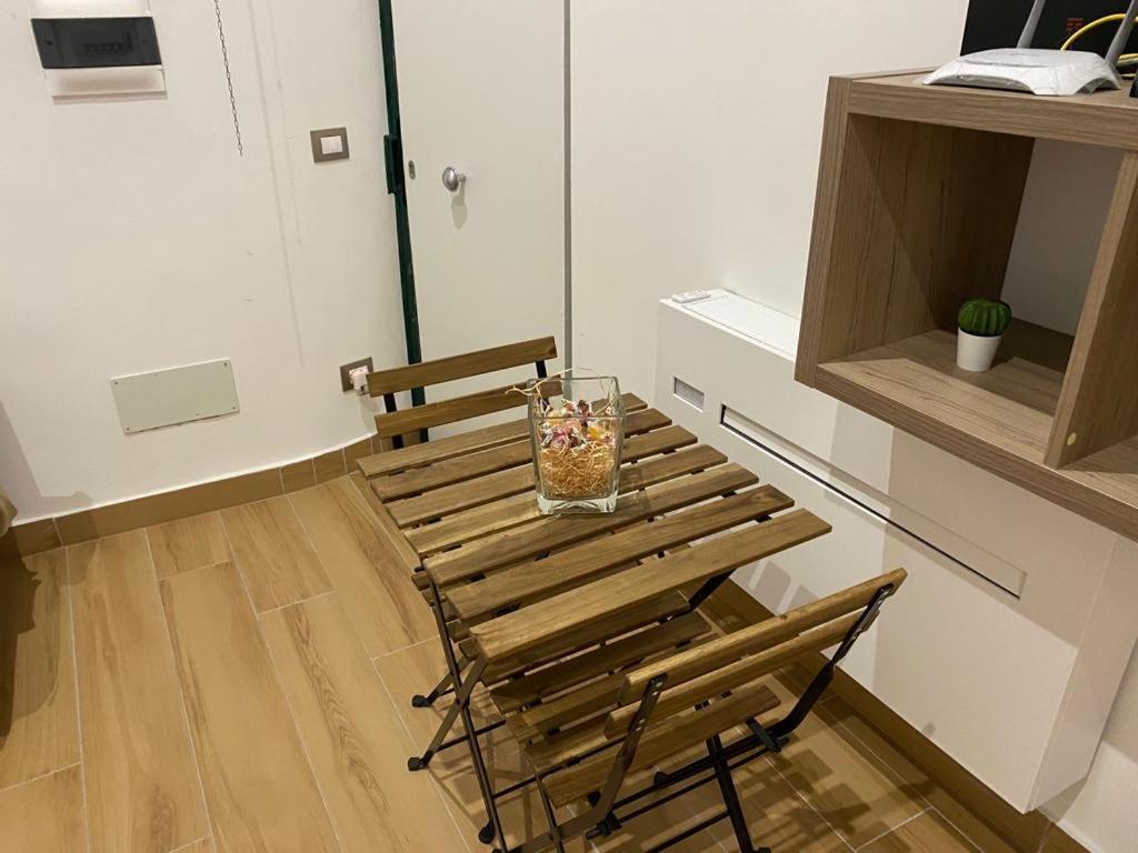 Toledohomenapoli Holiday home *