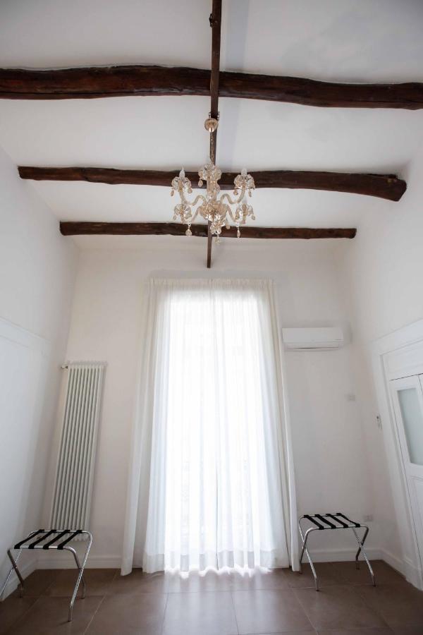 Domus Delia Luxury Apartment *