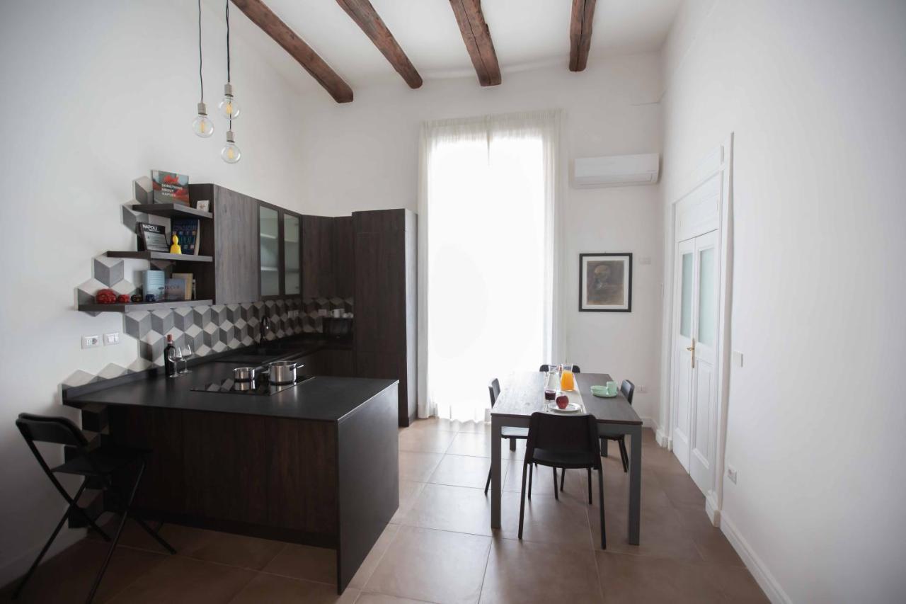 Apartment Domus Delia Luxury Naples