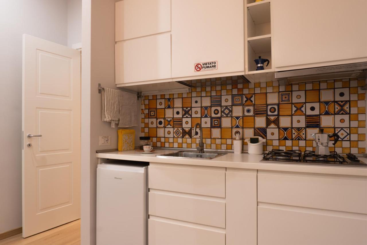 Casa Amato_2_regina Giovanna Naples