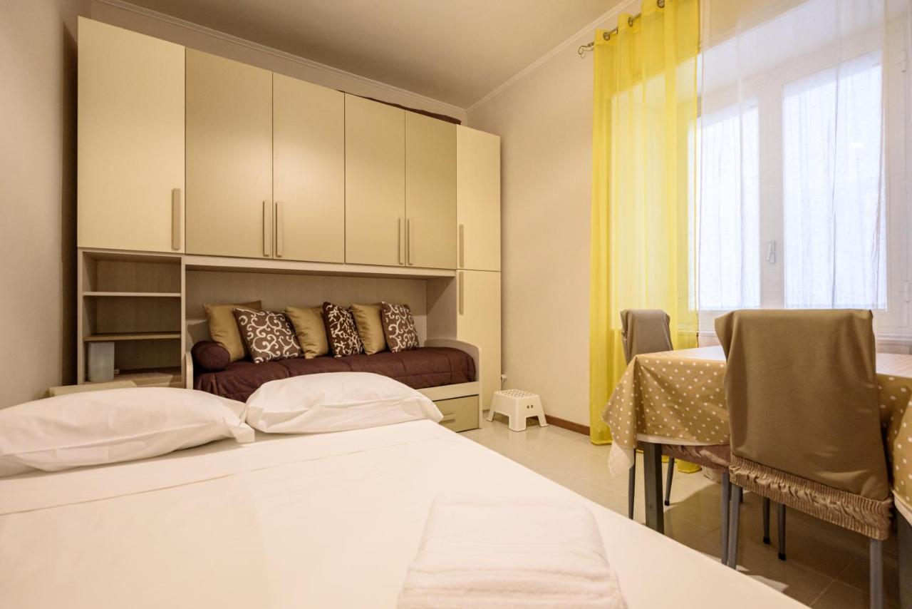 Apartment Vico Tre Re A Toledo 41 Naples