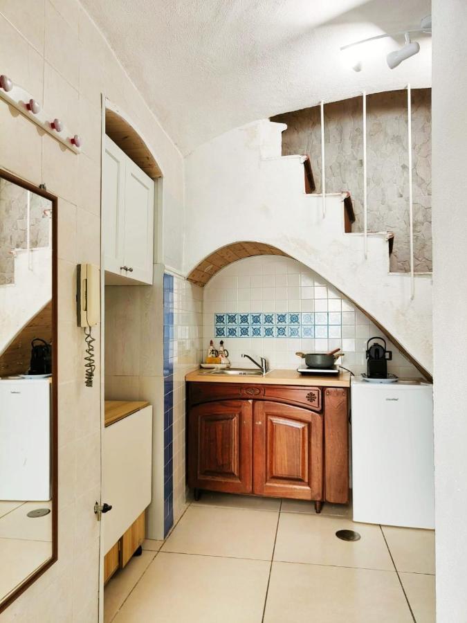 Apartment Casa Dell'antico Teatro Di Neapolis Nel Centro Storico Di