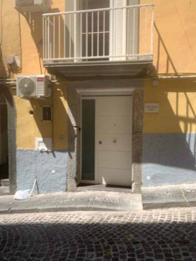 Viky House Chiaia * Naples