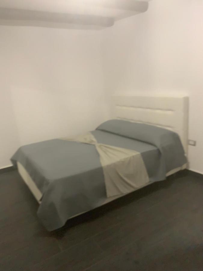 Viky House Chiaia Apartment Naples