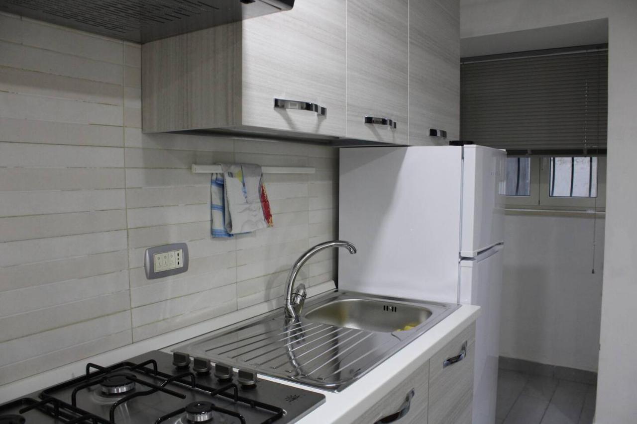Apartment Pellegrino House - Stazione E Aeroporto Naples