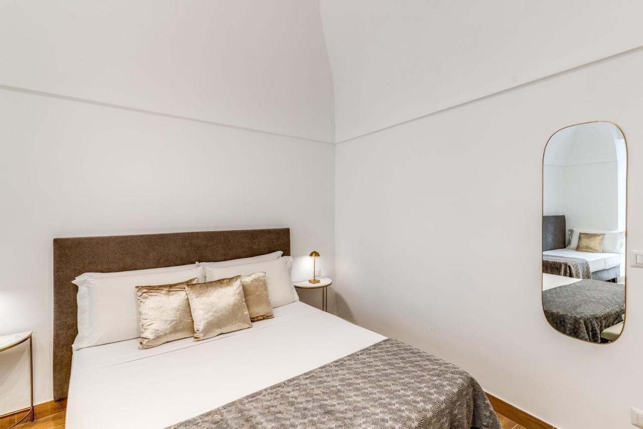 Domus Partenopea Guest house *
