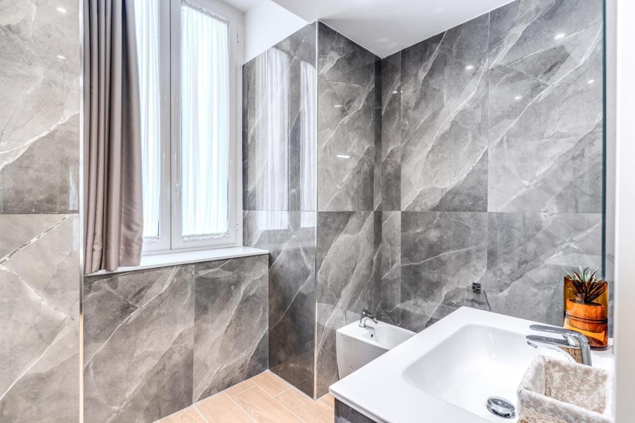 Domus Partenopea Guest house Naples