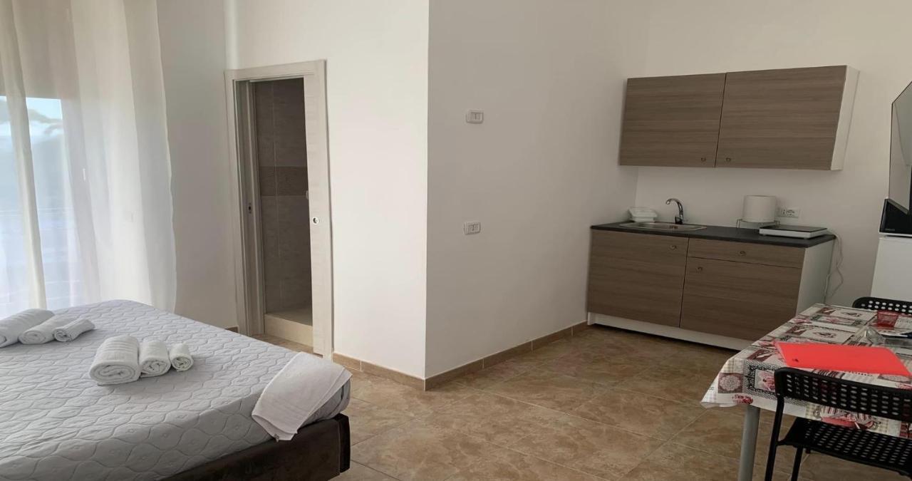 Miris Fast And Comfortable With Self Check In 8 Minutes Walk Near Airport Naples