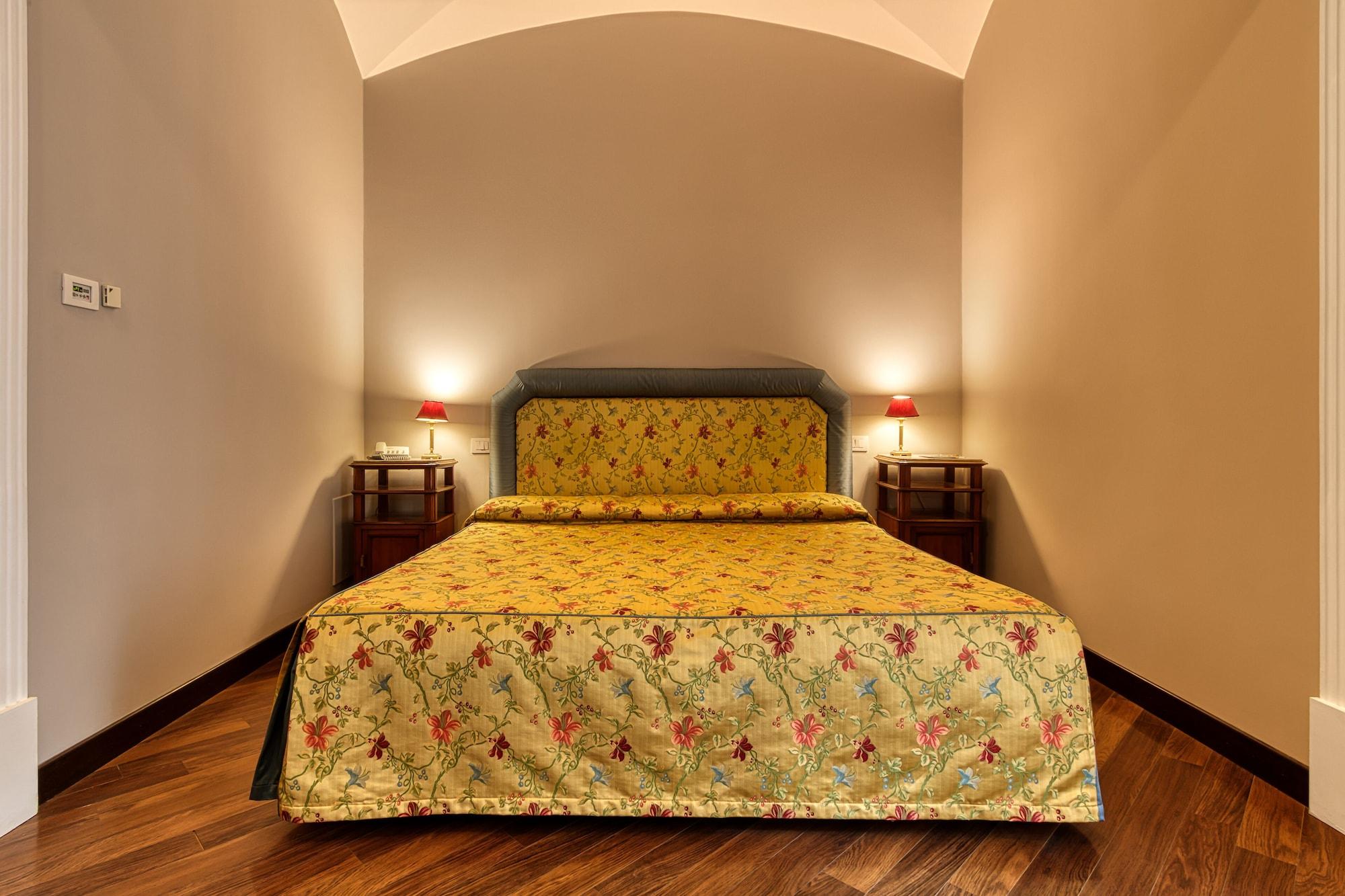 Hotel Decumani De Charme