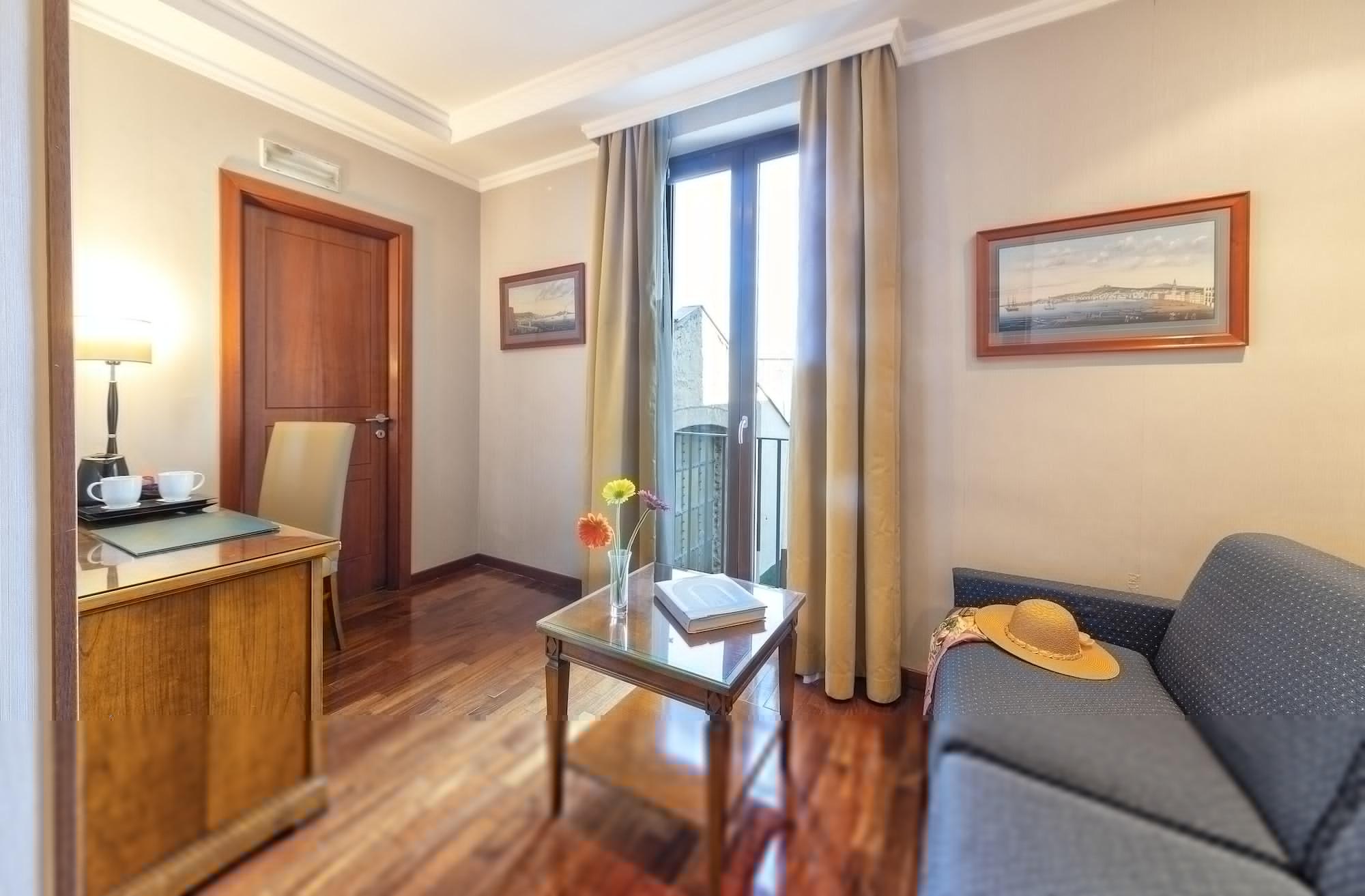 Palazzo Turchini 4* Naples