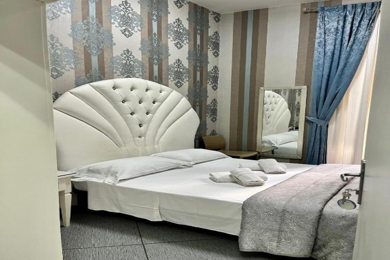 Hotel New Sayonara Naples