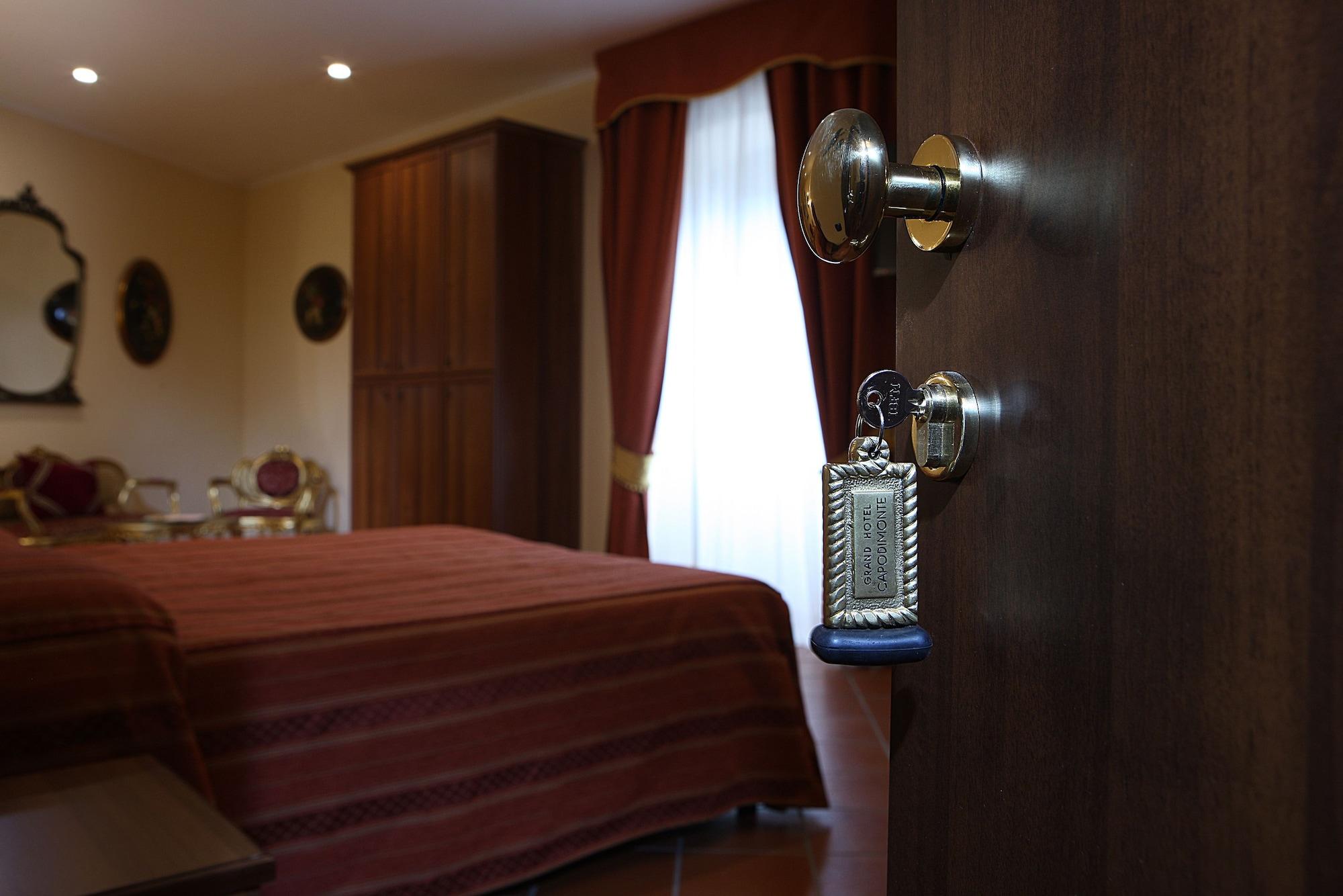 Grand Capodimonte Hotel