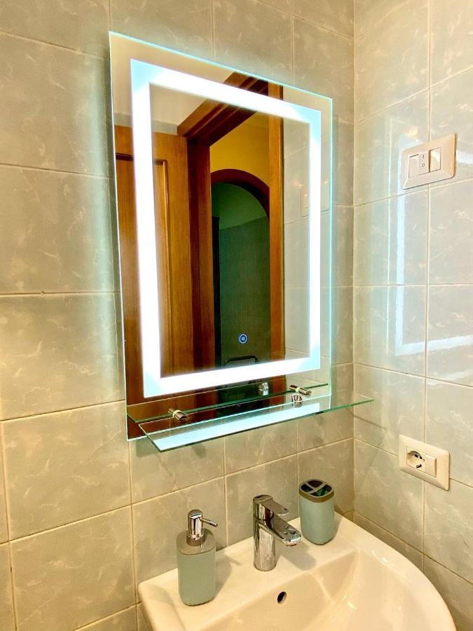 Your Wide Place - Min 31 Days * Naples