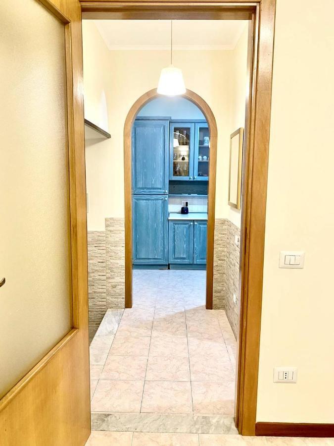Your Wide Place - Min 31 Days Naples