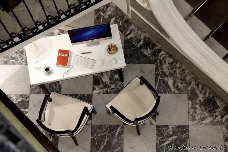 Grand Santa Lucia 4* Naples
