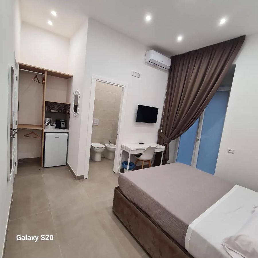 Residenza Nascari Al Plebiscito Guest house Naples