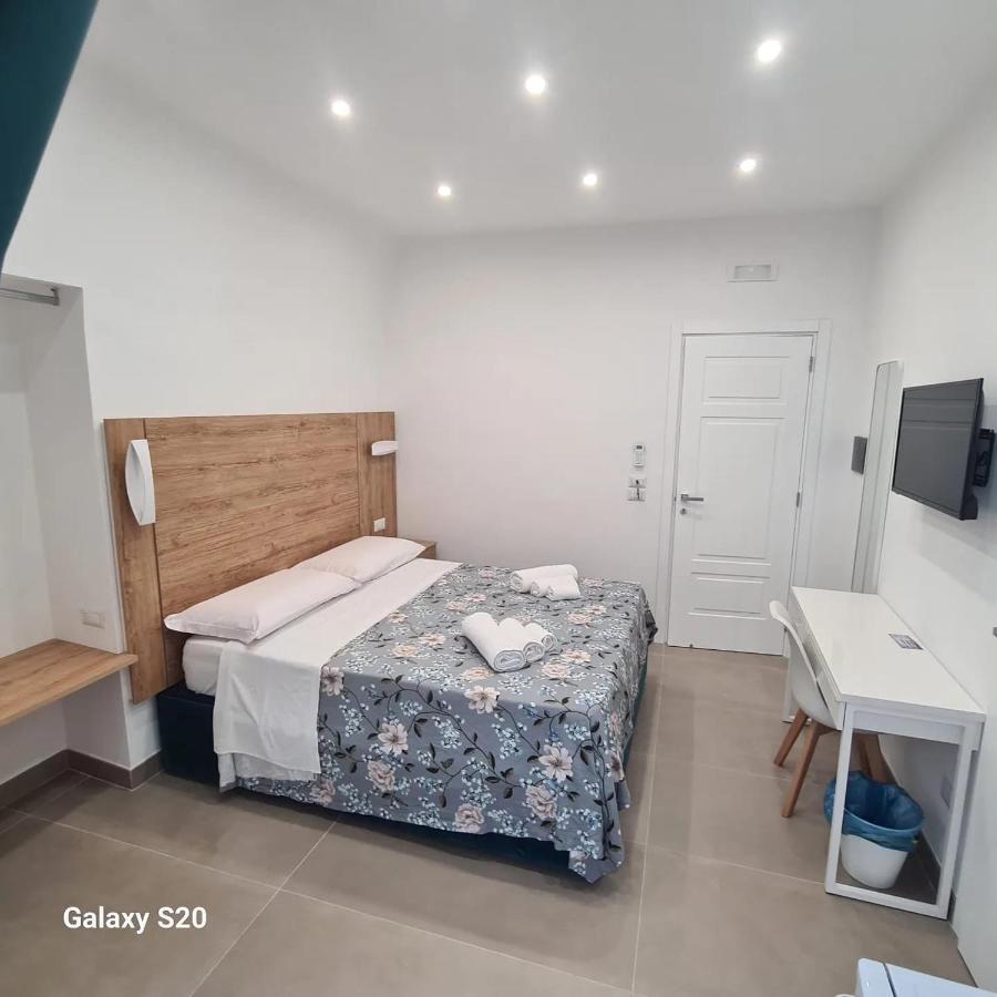 Residenza Nascari Al Plebiscito Naples