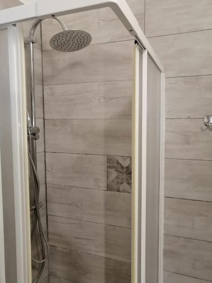 Apartment E' Zarellare 2.0
