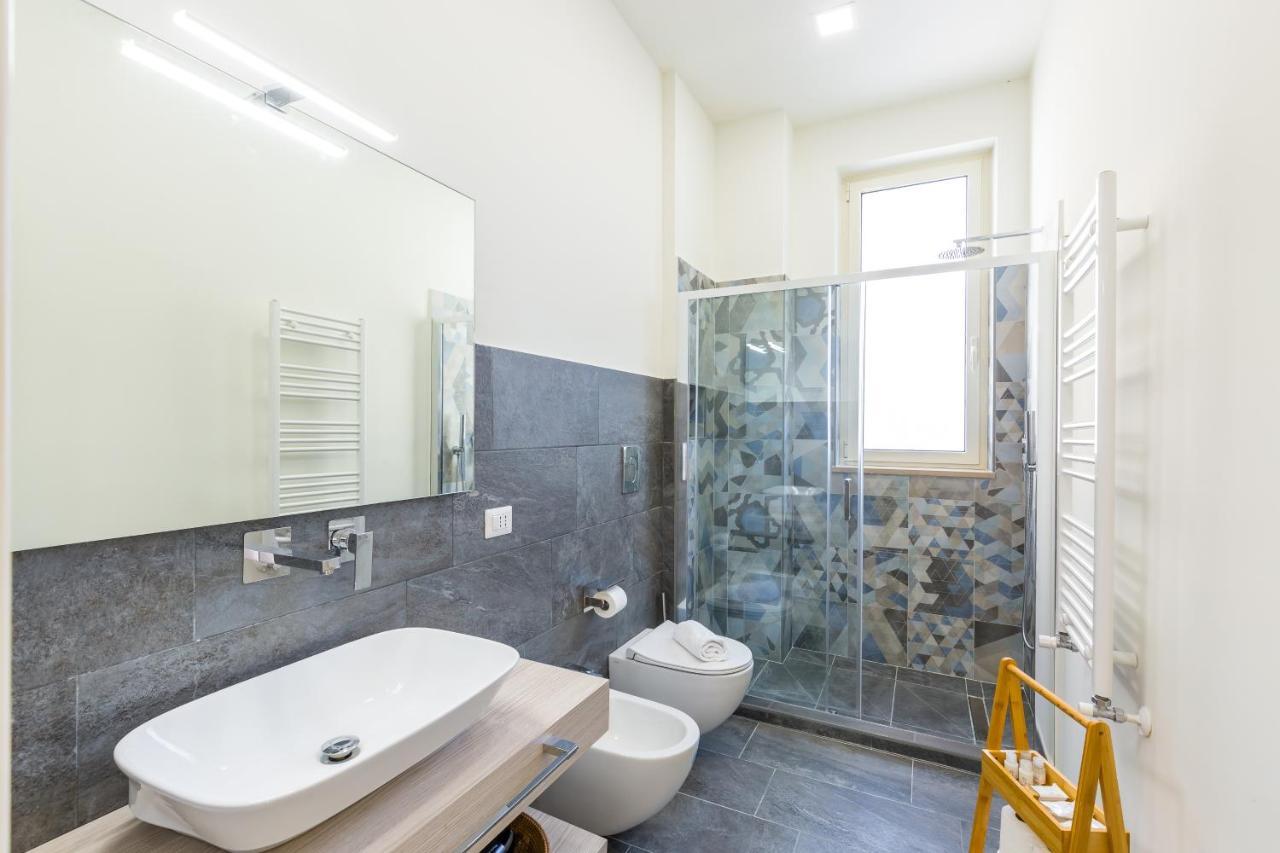 Stanzione Classy Flat At Vomero By Napoliapartments *