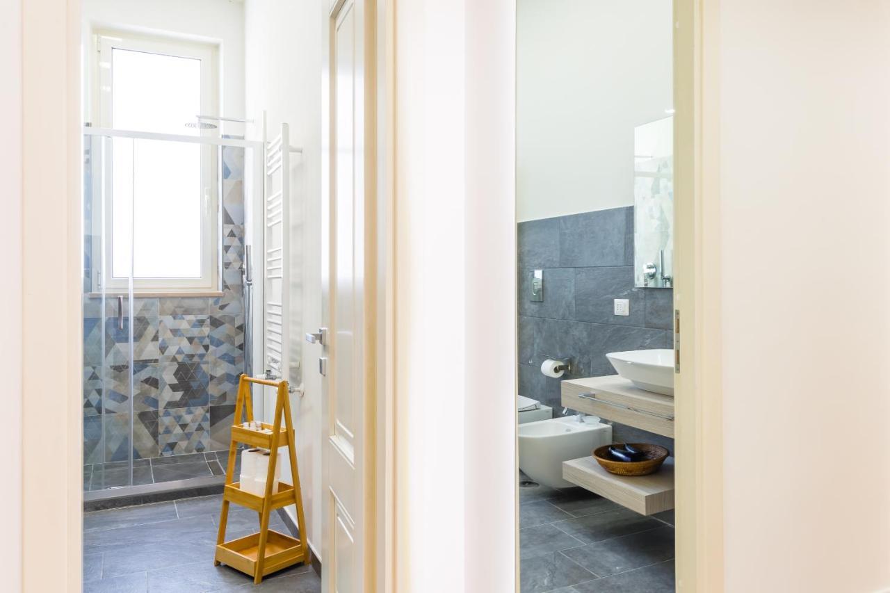 Stanzione Classy Flat At Vomero By Napoliapartments Naples