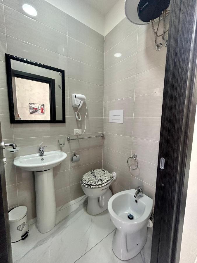 Terrace Luxury Caracciolo Apartment
