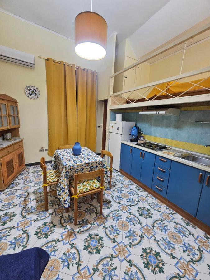 Maison Nonna Raffaela A Toledo * Naples