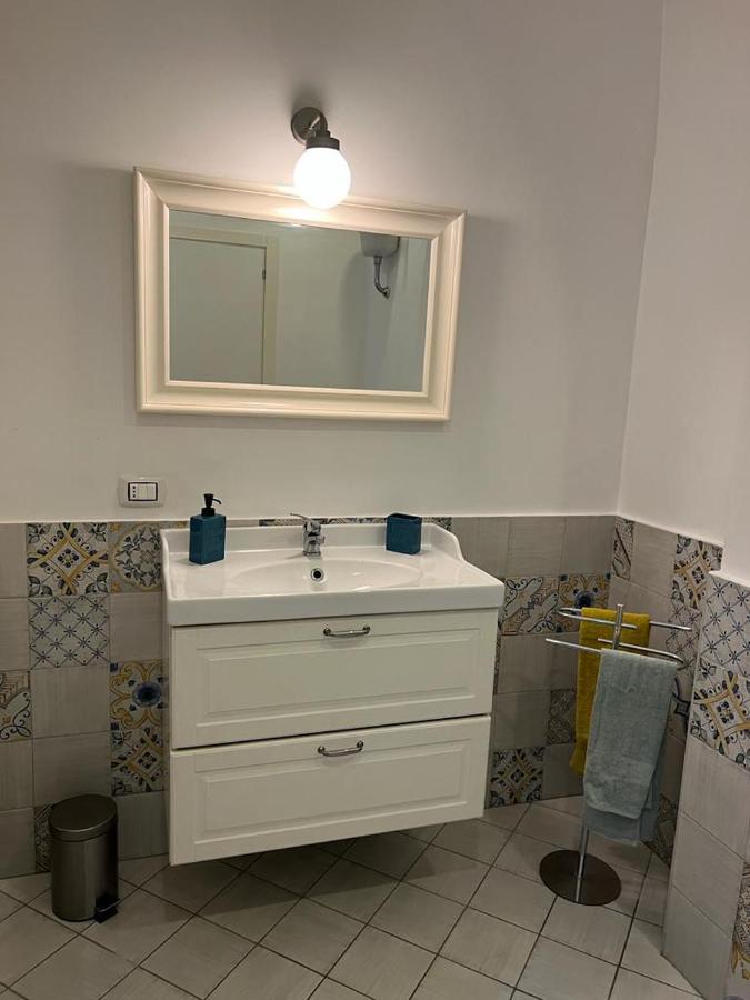 Apartment Casa Gaia A Due Passi Dal Duomo Naples