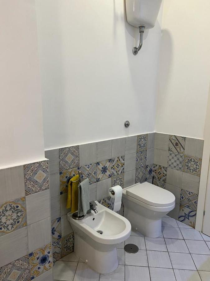 Apartment Casa Gaia A Due Passi Dal Duomo Naples