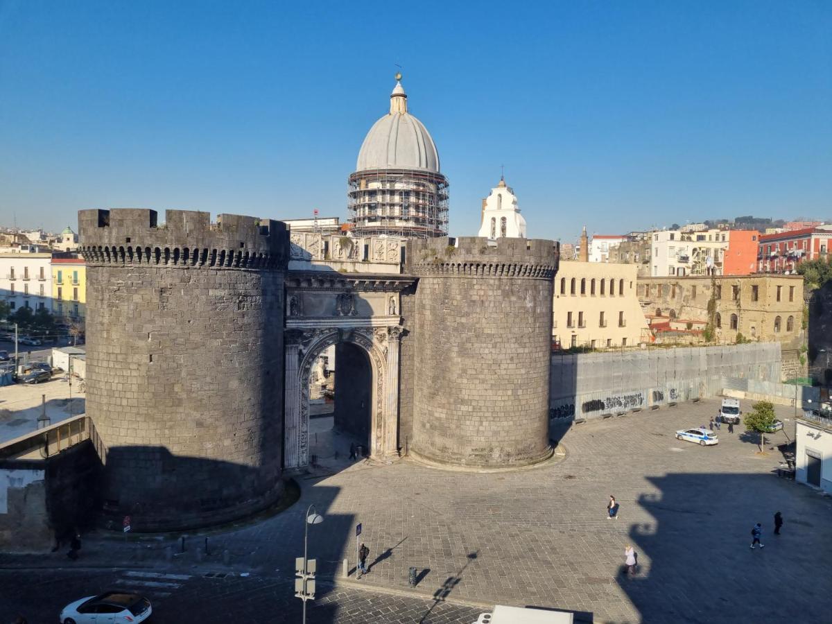 Happy In * Naples