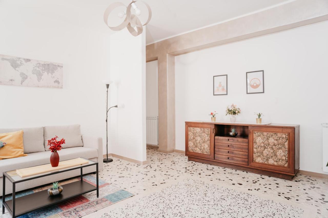 Il Cortile By Vista Napoli Aparthotel