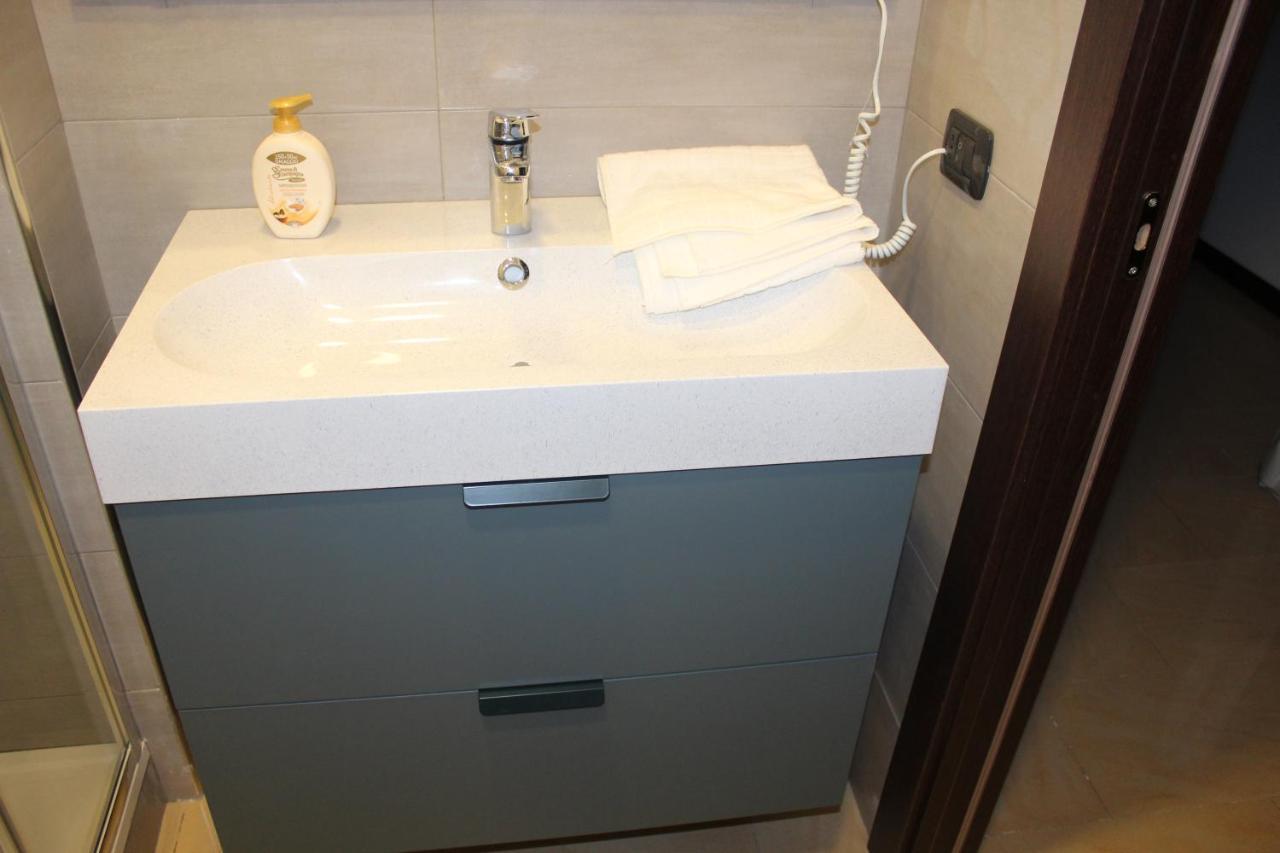 Apartment La Piazza - Garibaldi 2.6 Naples