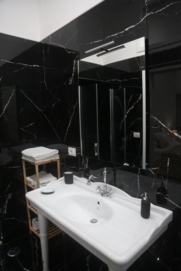Hilton Bed & Breakfast Naples
