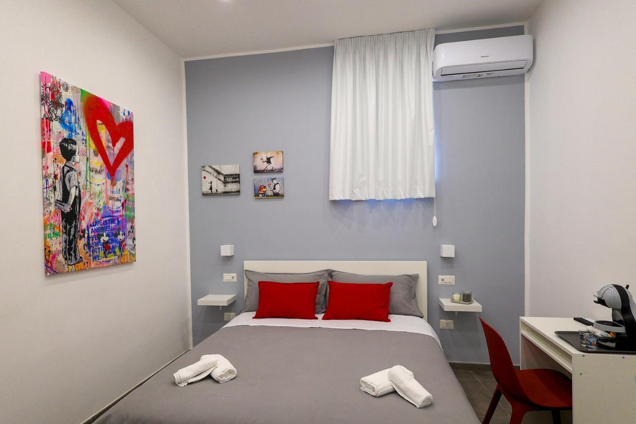 Napolitan Pop House Bed & Breakfast