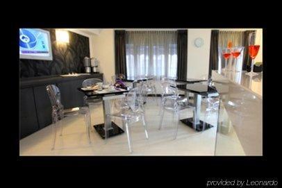 Hotel Golden 3*