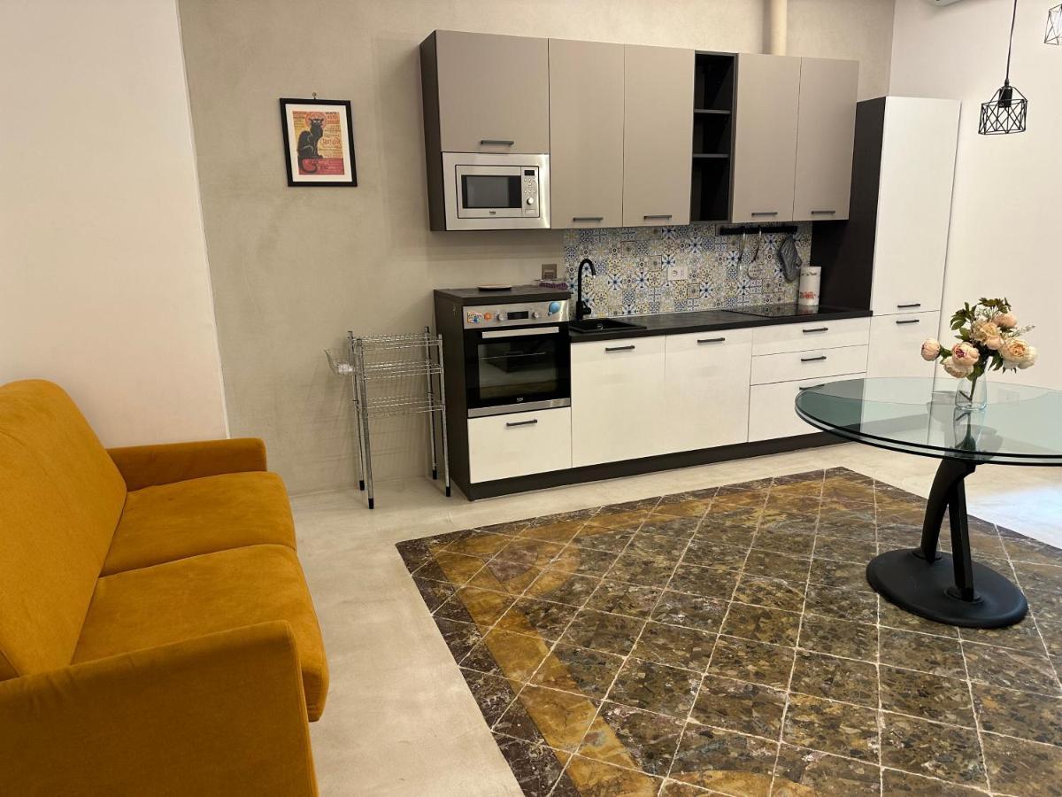 Dal Console - Piazza Bellini - Apartment Naples