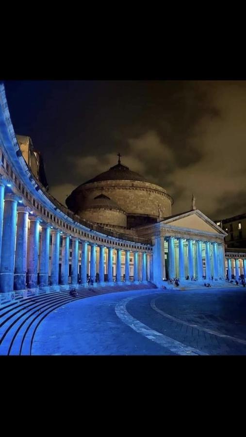 Annahouse * Naples