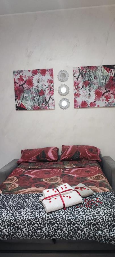 Layla Chic * Naples