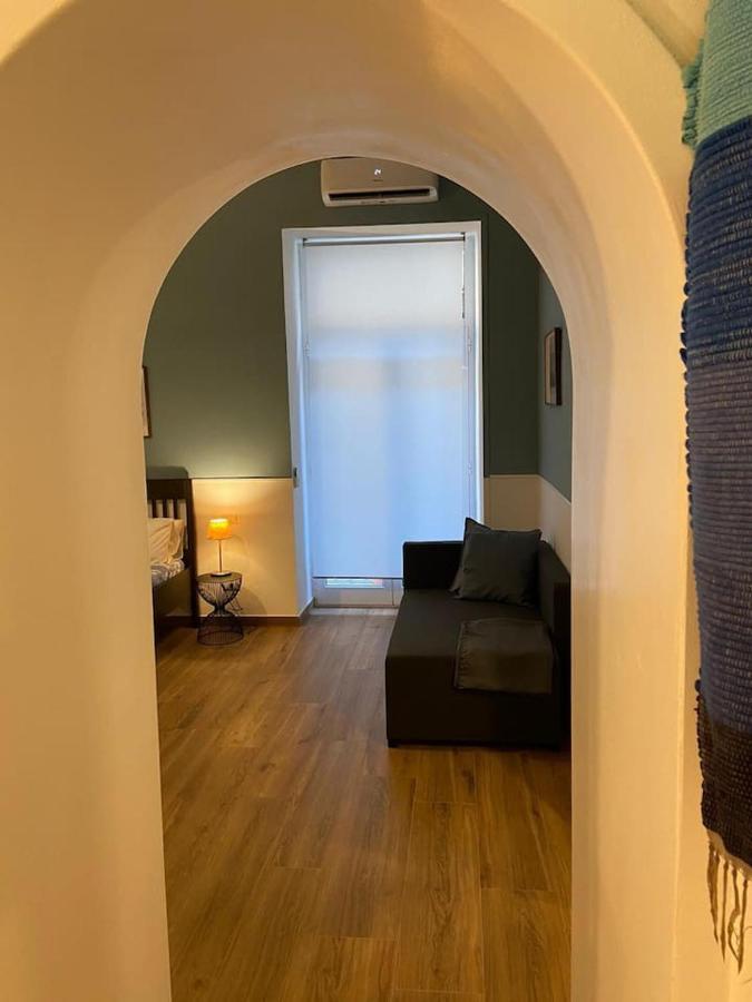 Apartment Art Center *