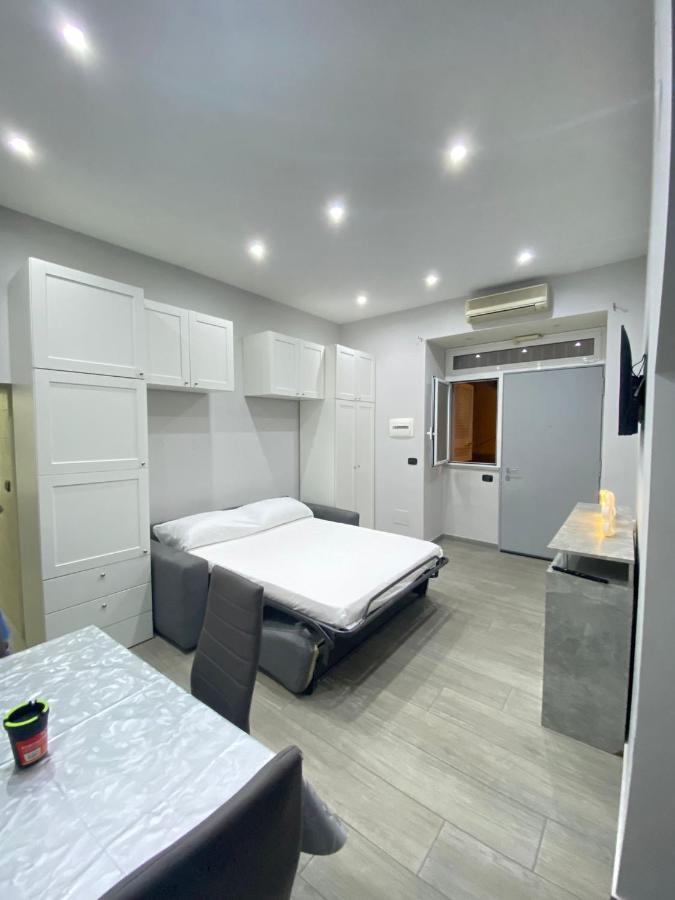 Classica Esperienza Napoletana Centro Storico Holiday home Naples