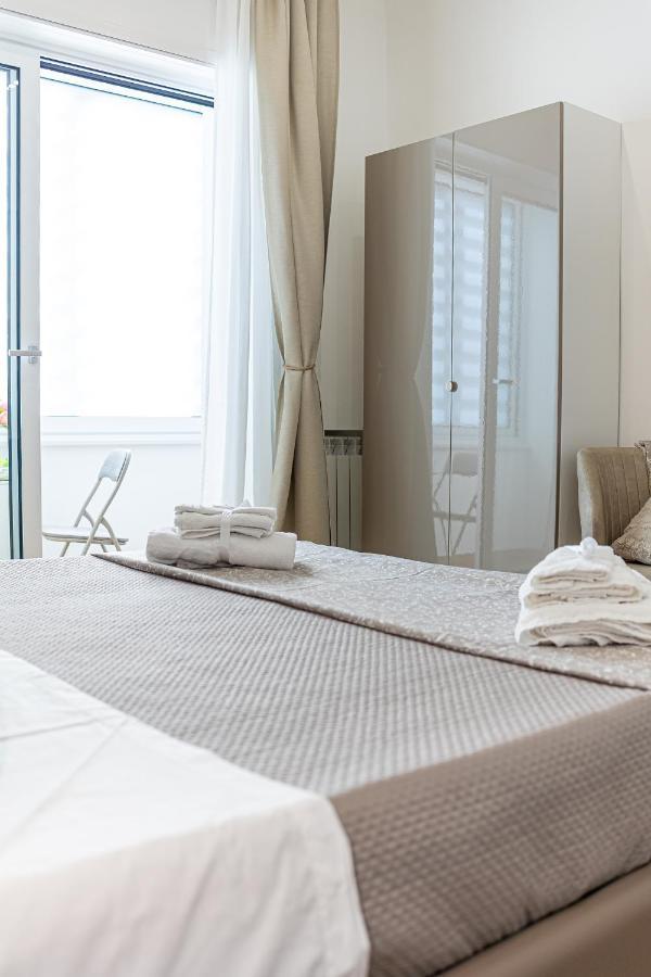 White Gold Bed & Breakfast *