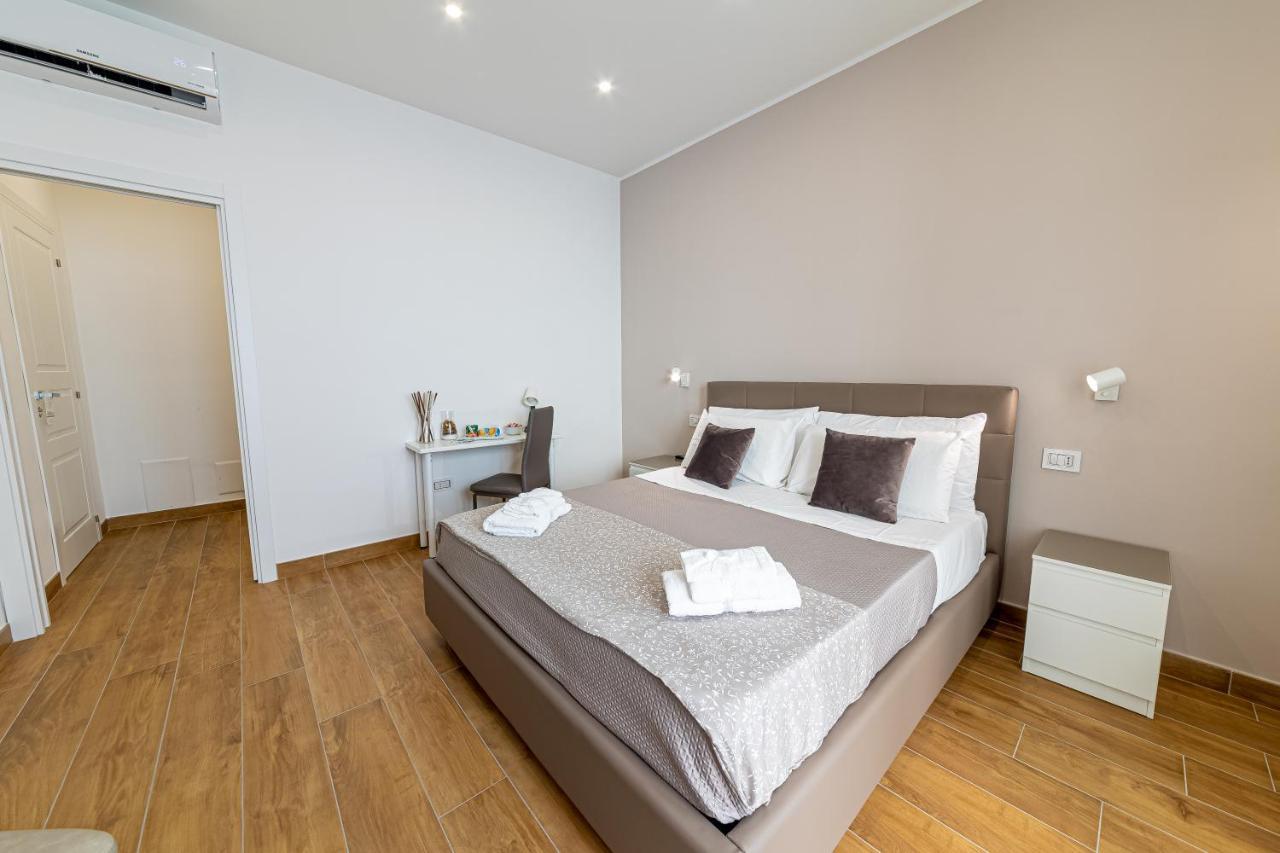 White Gold Bed & Breakfast Naples