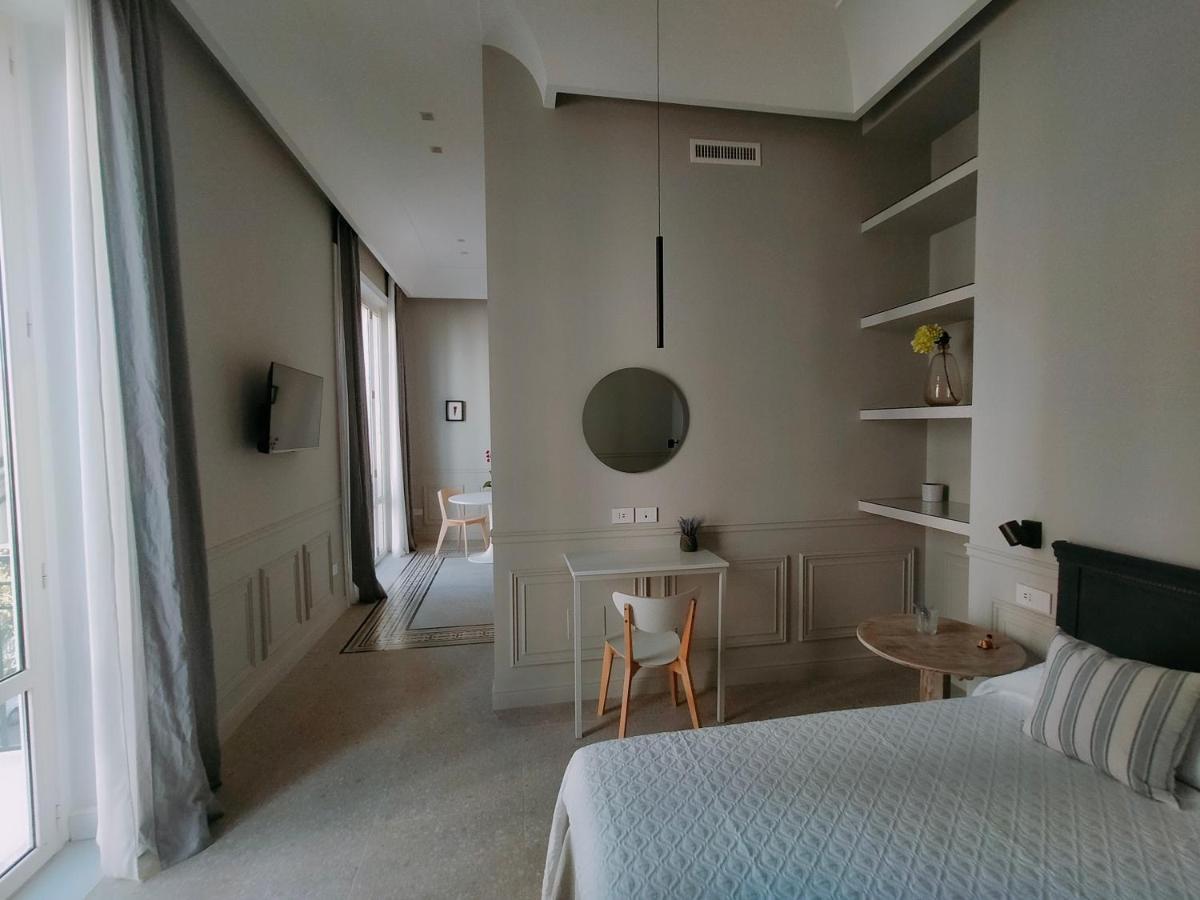 Maccus Naples