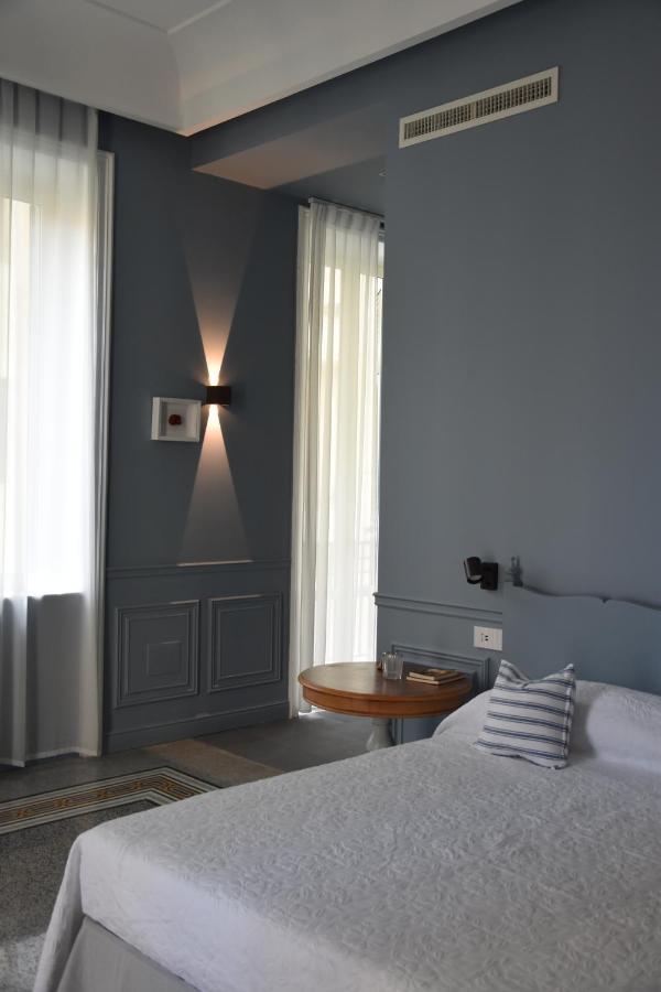 Maccus Naples