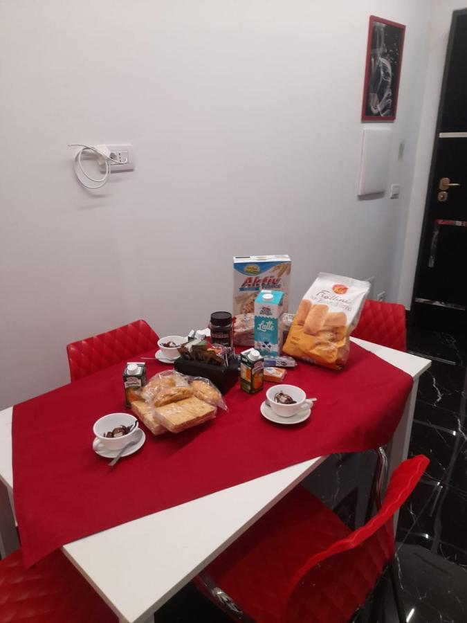 Lux House Airport Guest house Naples