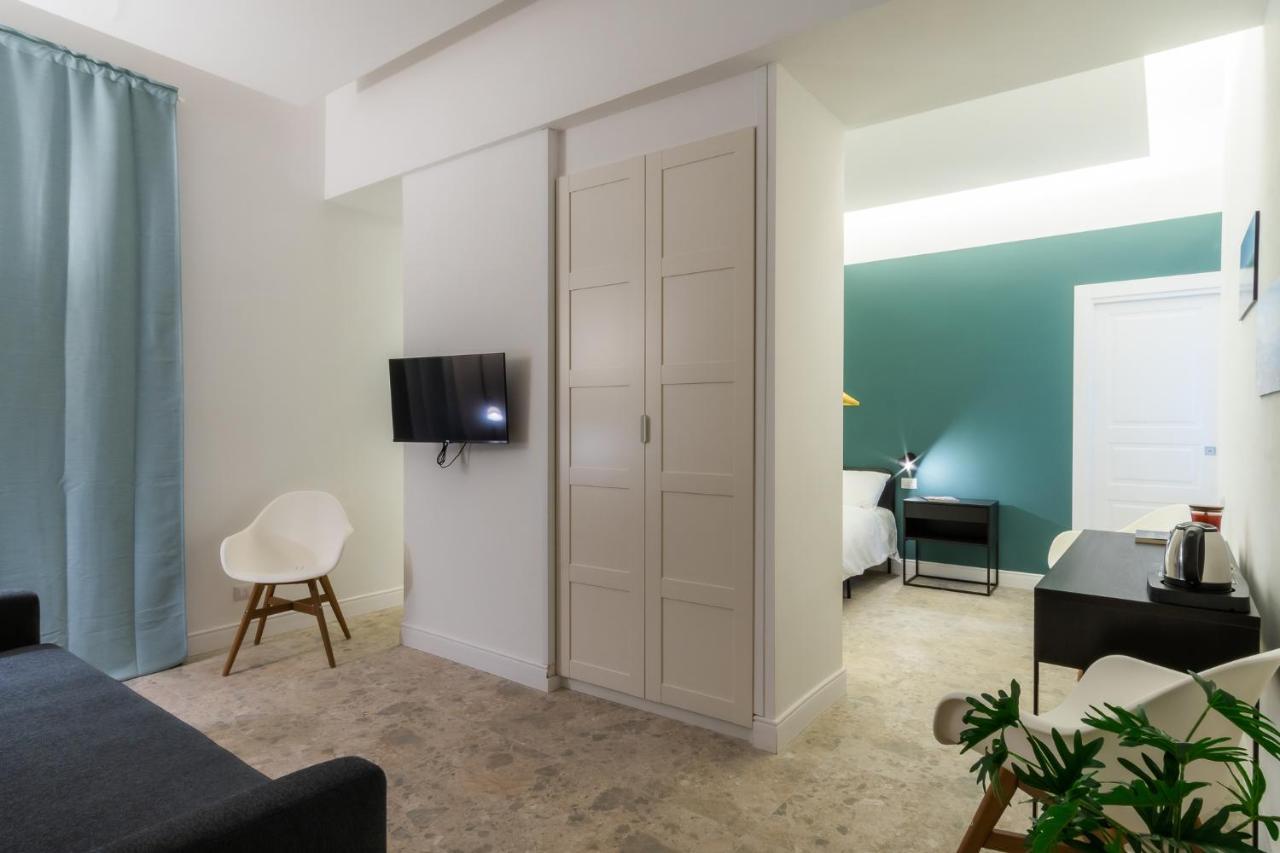 Bed & Breakfast Naos Naples