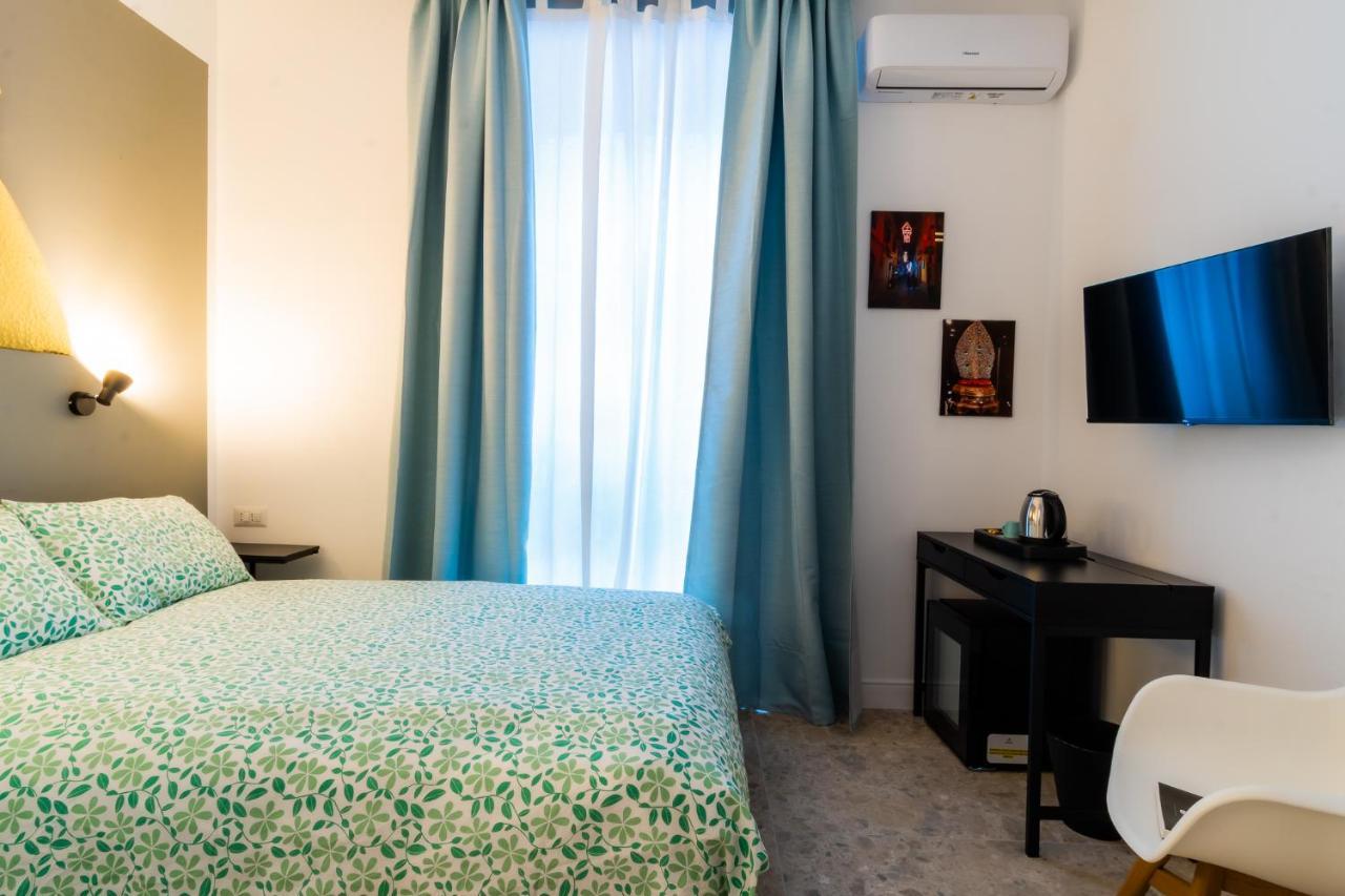 Bed & Breakfast Naos *