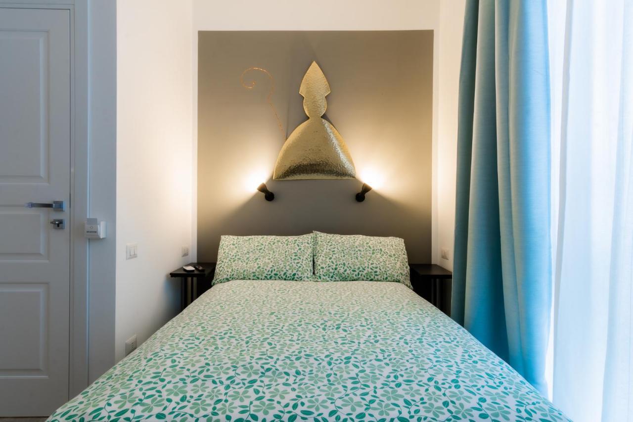 Naos Bed & Breakfast