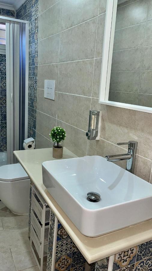 La Casa Di Genny Bed & Breakfast Naples